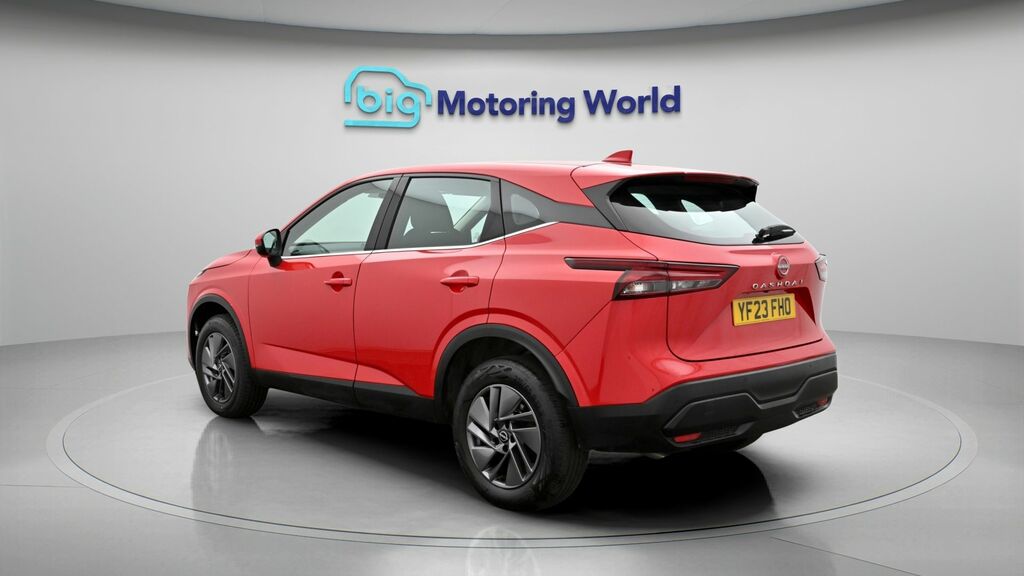 Nissan Qashqai Acenta Premium YF23FHO Red #5