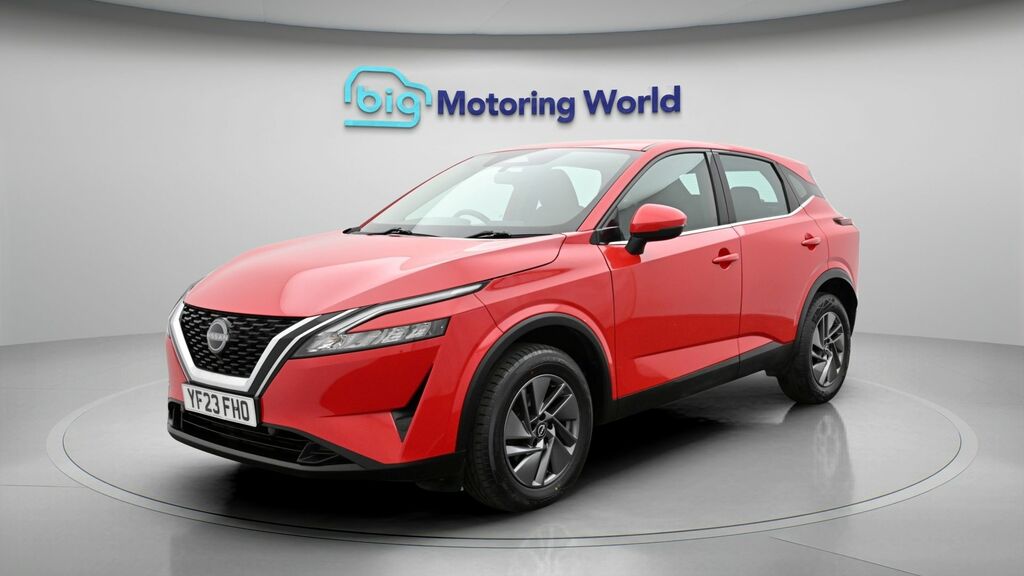 Nissan Qashqai Acenta Premium YF23FHO Red #3
