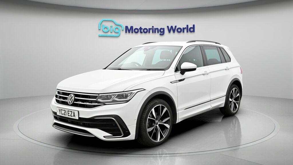 Volkswagen Tiguan R-line YC21EZA White #3