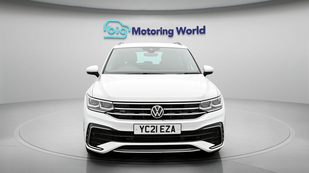 Volkswagen Tiguan R-line YC21EZA White #2