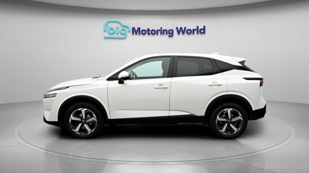 Nissan Qashqai N-connecta LN23XFE White #4