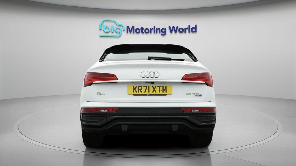 Audi Q5 Sport KR71XTM White #6