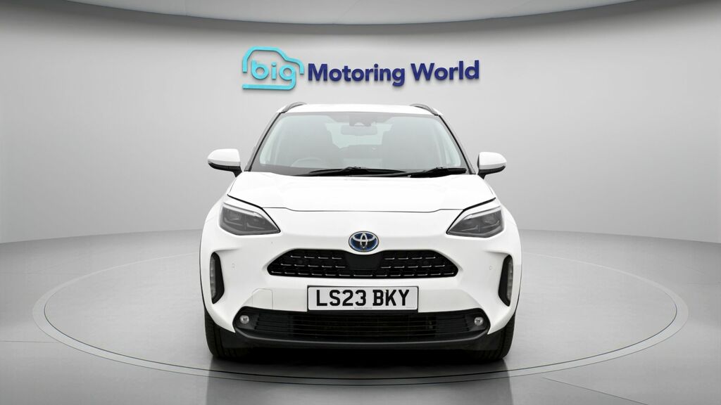 Toyota Yaris Cross Excel LS23BKY White #2