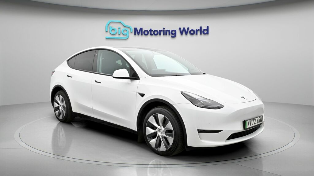Tesla Model Y Long Range White