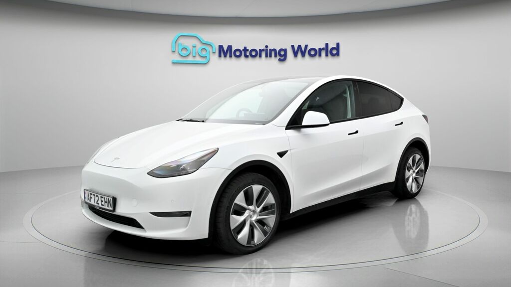 Tesla Model Y Long Range AF72EHN White #3