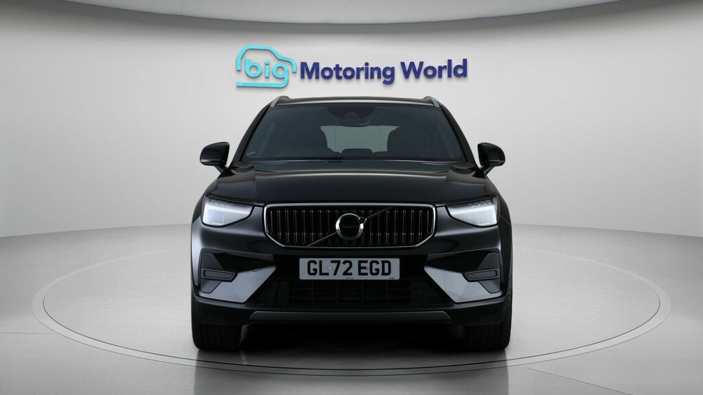 Volvo XC40 Core Black #2