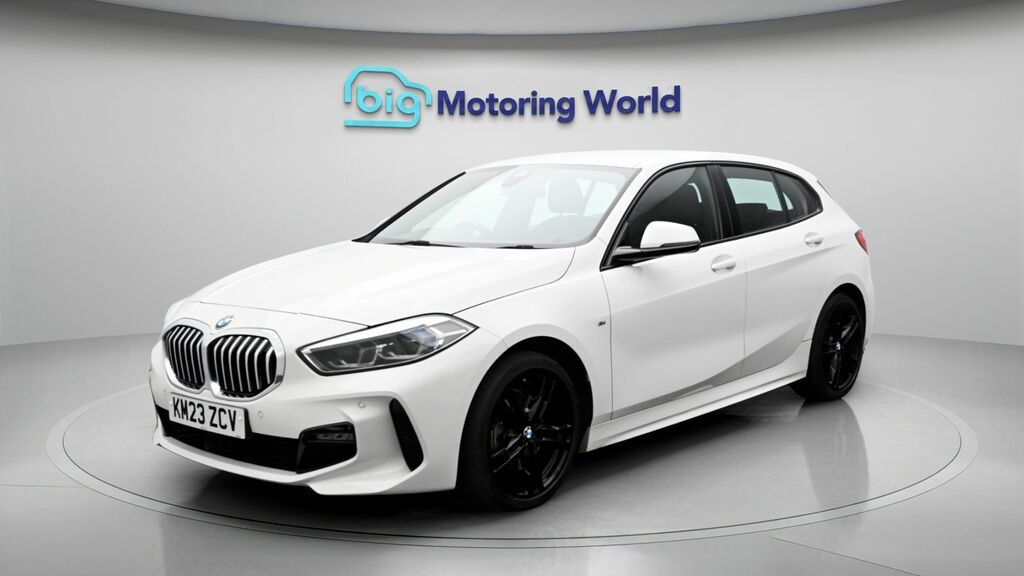 BMW 1 Series M Sport KM23ZCV White #3