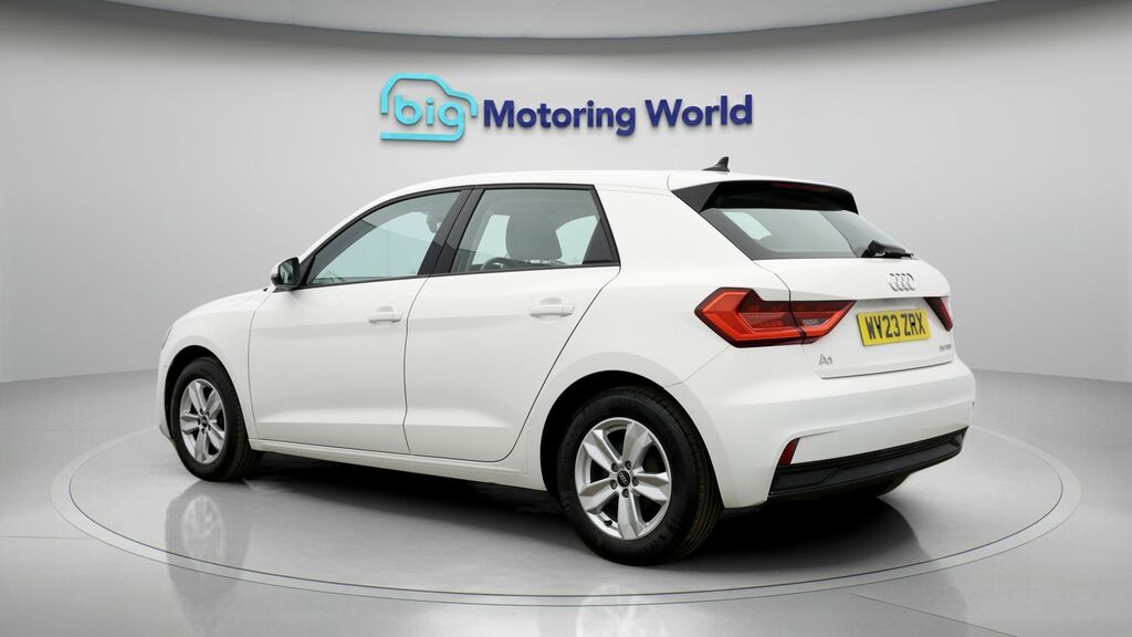 Audi A1 Technik WV23ZRX White #5