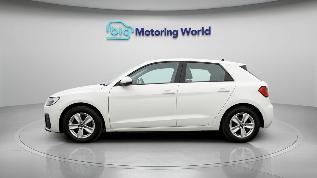 Audi A1 Technik WV23ZRX White #4
