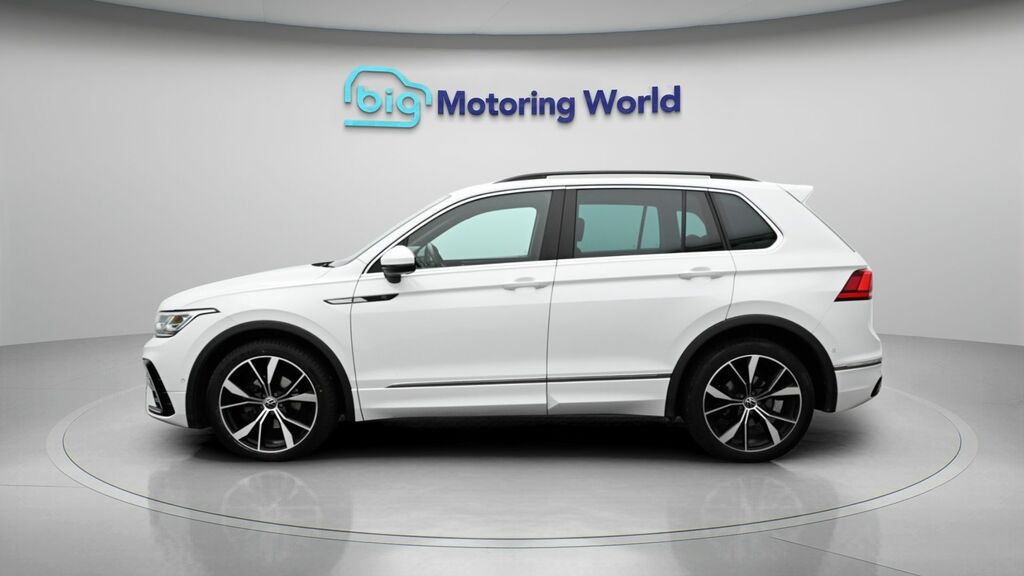 Volkswagen Tiguan R-line WR23CJE White #4