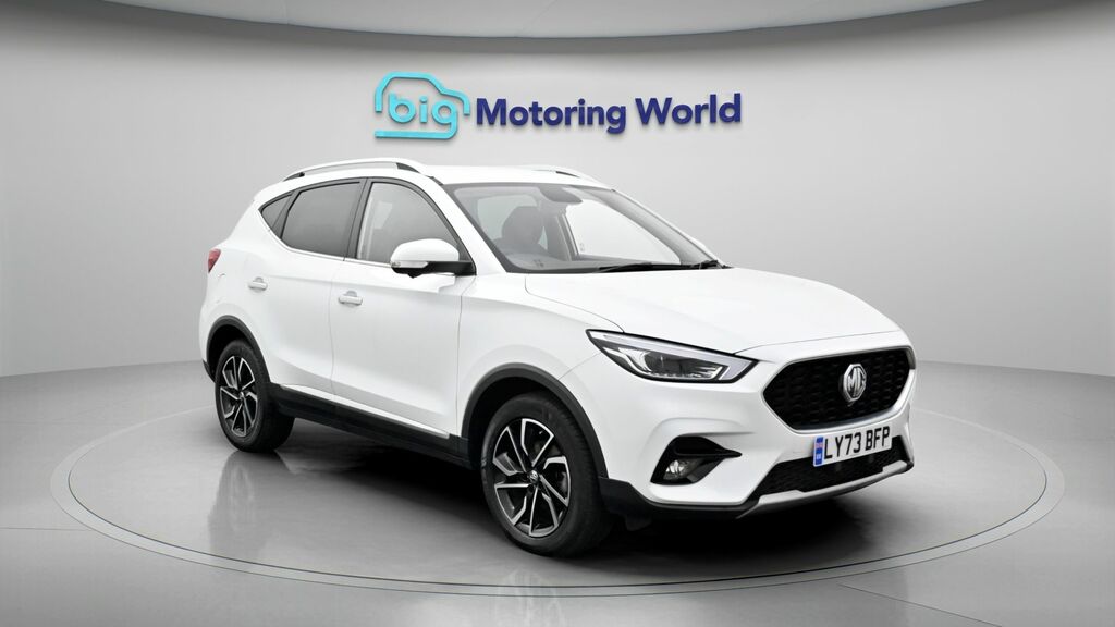MG ZS Exclusive White