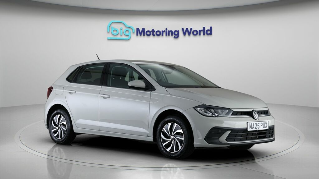 Volkswagen Polo Life Grey