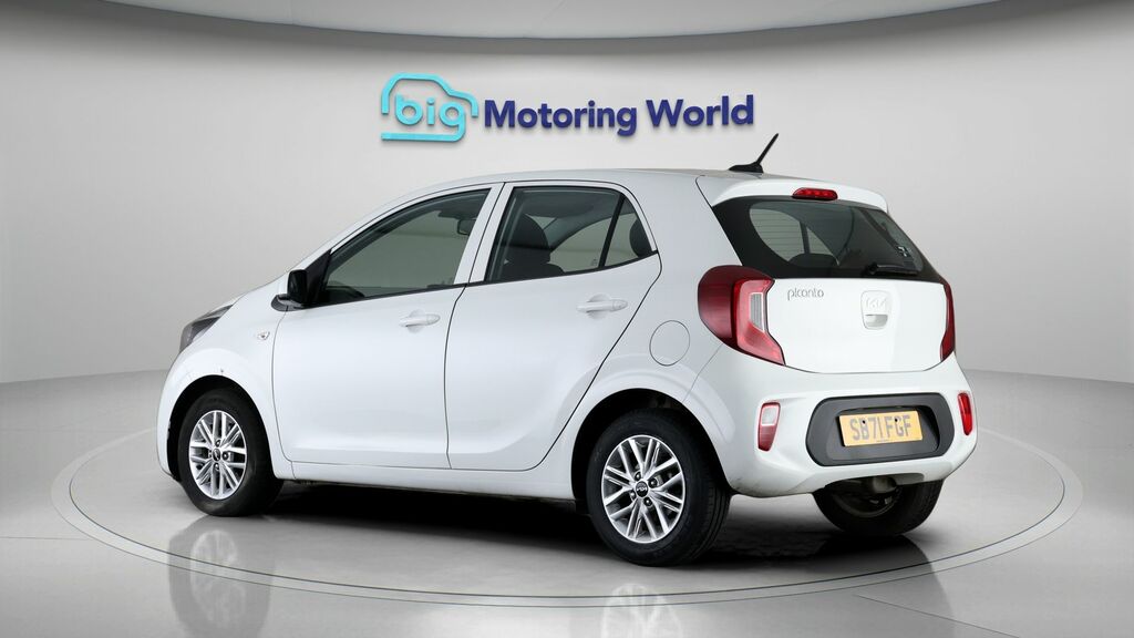 Kia Picanto 2 White #5