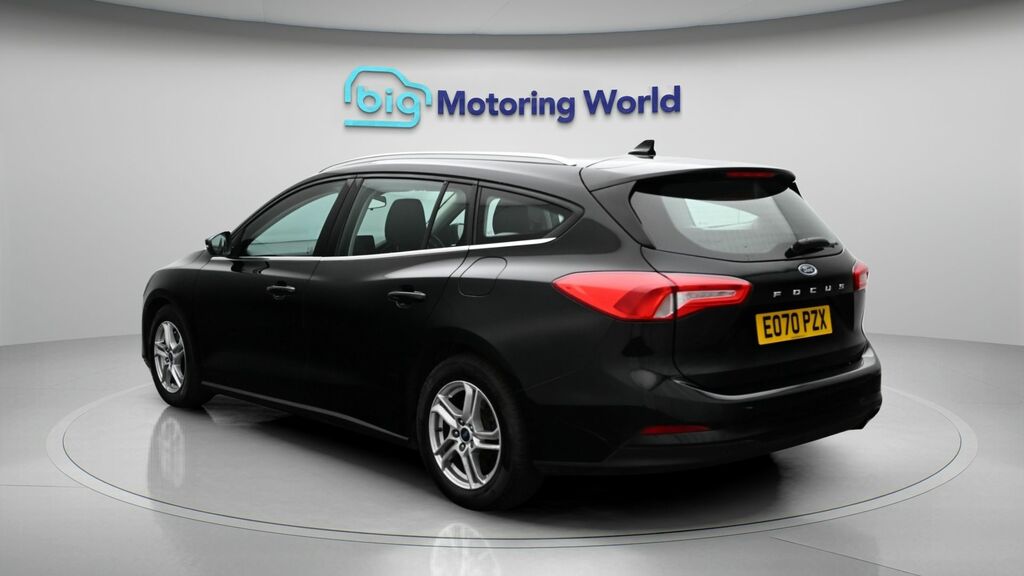 Ford Focus Zetec Black #5