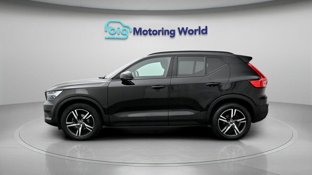 Volvo XC40 R-design DK22MYS Black #4