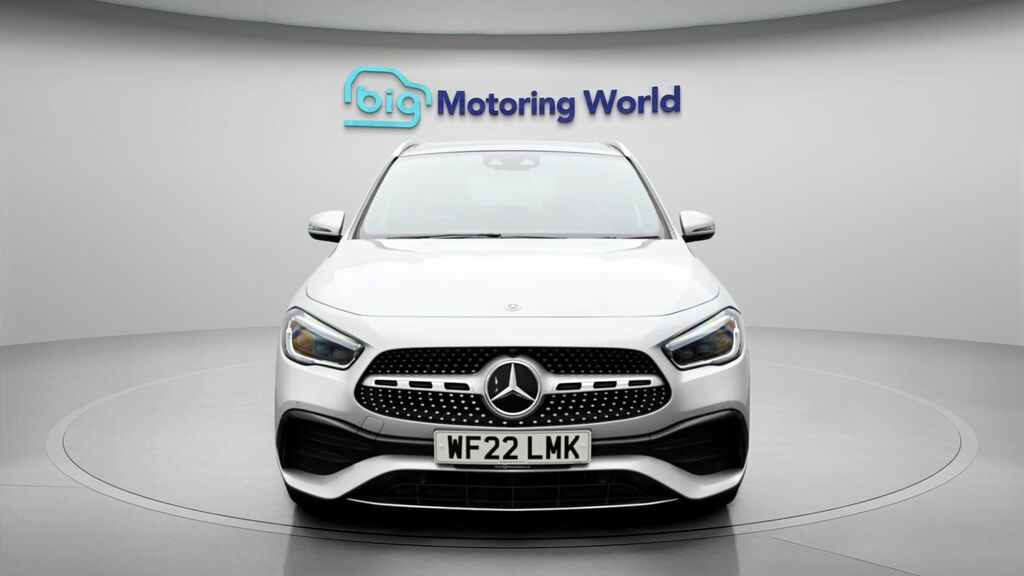 Mercedes-Benz GLA Class Exclusive Edition WF22LMK Silver #2