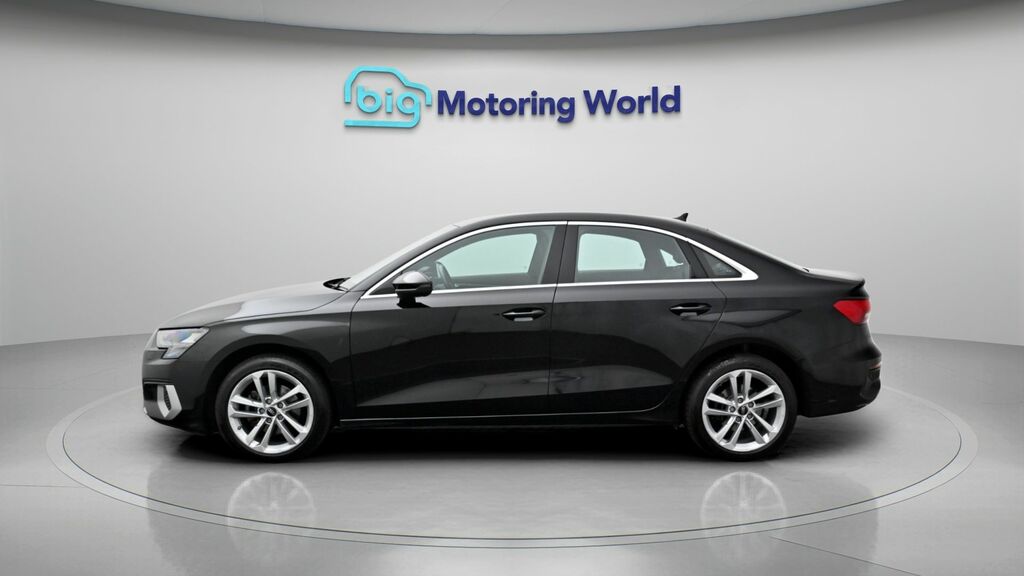 Audi A3 Sport Black #4