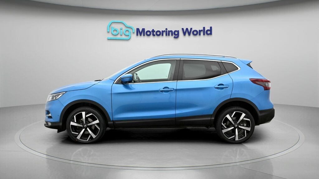 Nissan Qashqai Tekna Blue #4