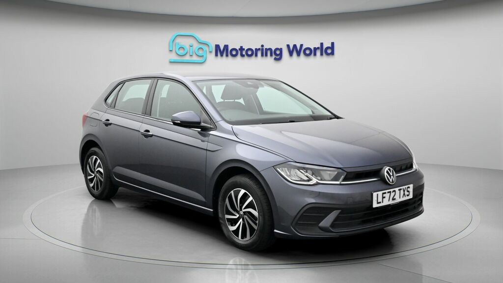 Volkswagen Polo Life Grey