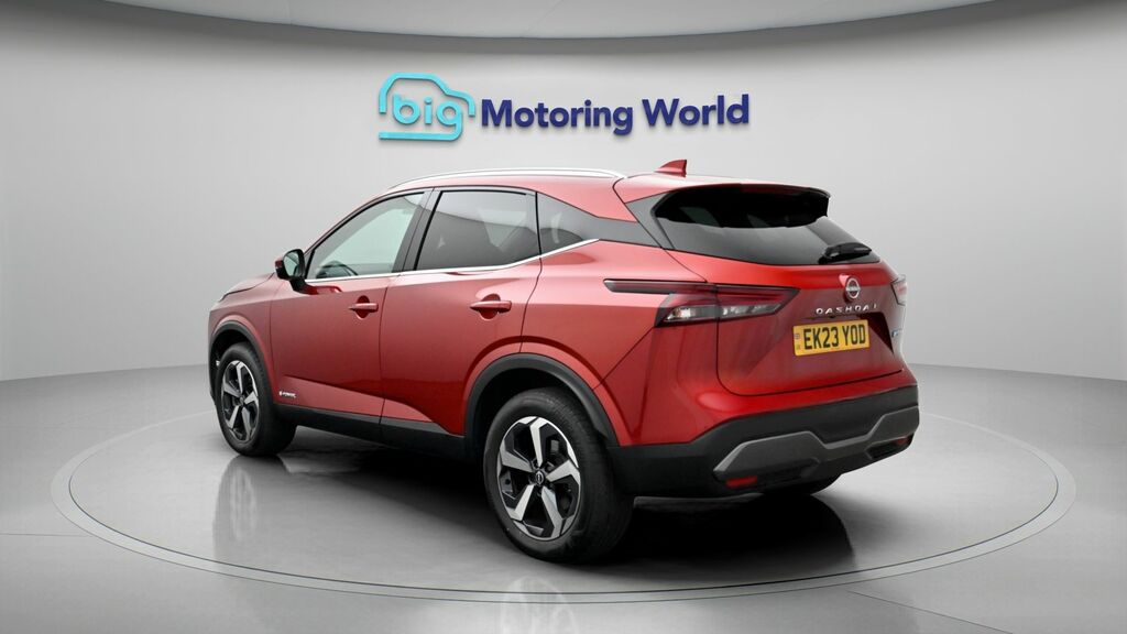 Nissan Qashqai N-connecta EK23YOD Red #5
