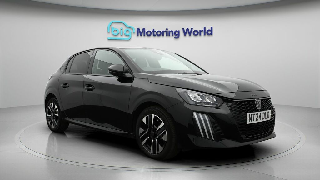 Peugeot 208 Allure Black