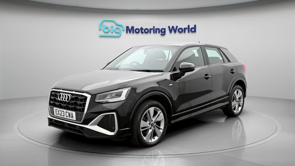 Audi Q2 S Line EX23CWA Black #3