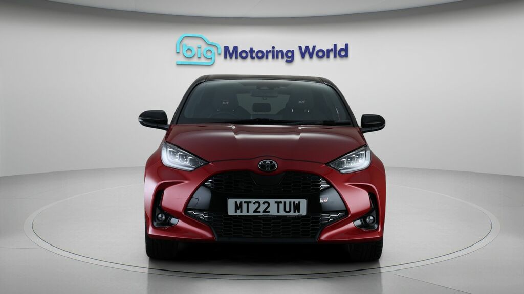 Toyota Yaris Gr Sport MT22TUW Red #2