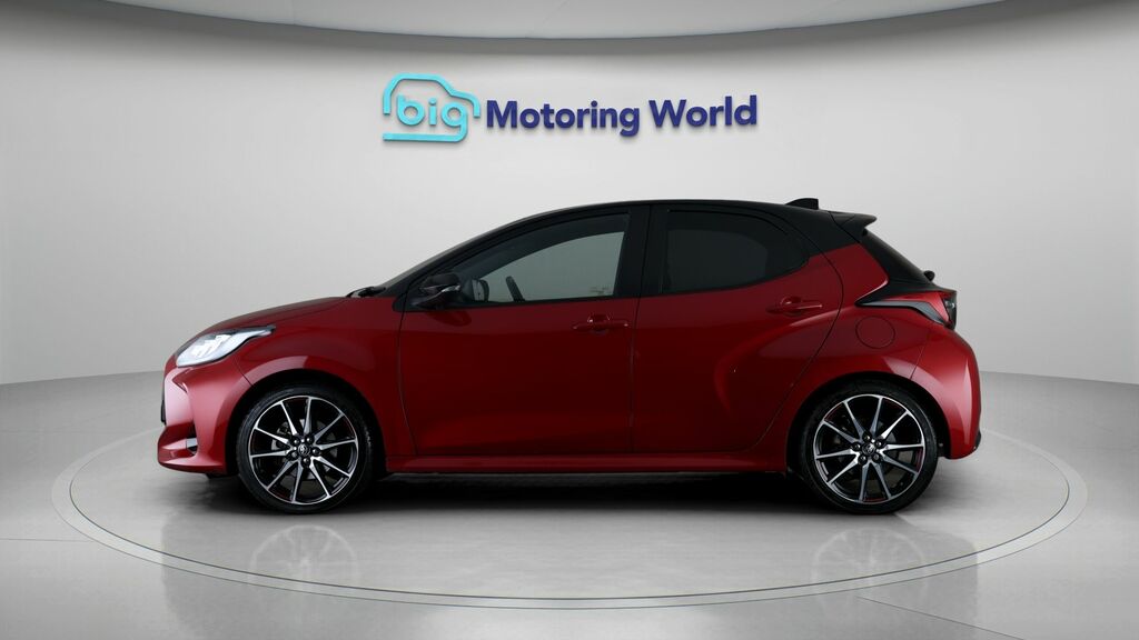 Toyota Yaris Gr Sport MT22TUW Red #4