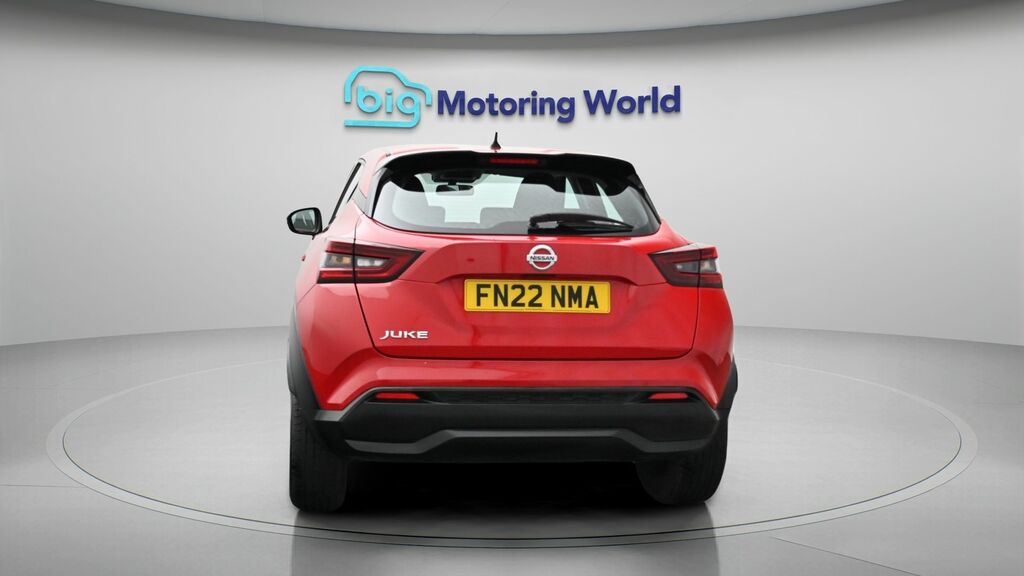 Nissan Juke Acenta Red #6