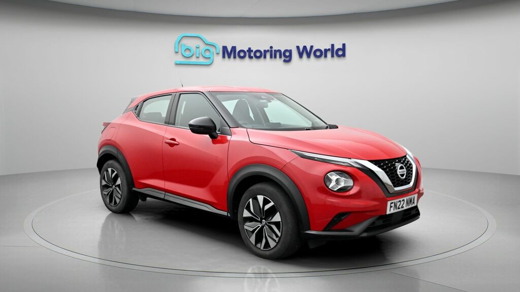 Nissan Juke Acenta Red
