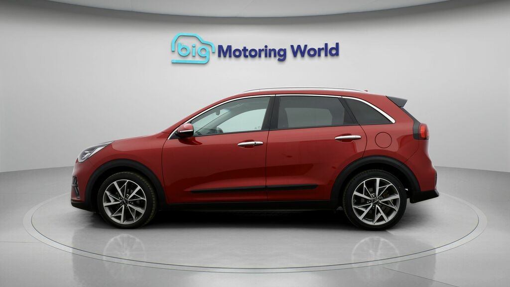 Kia Niro 4 Red #4