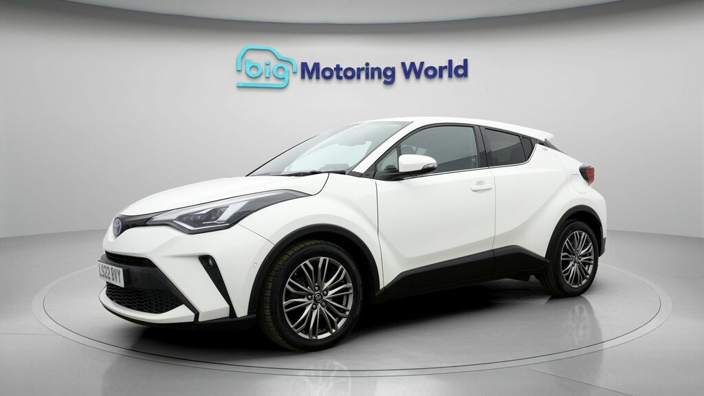 Toyota C-Hr Excel White #3