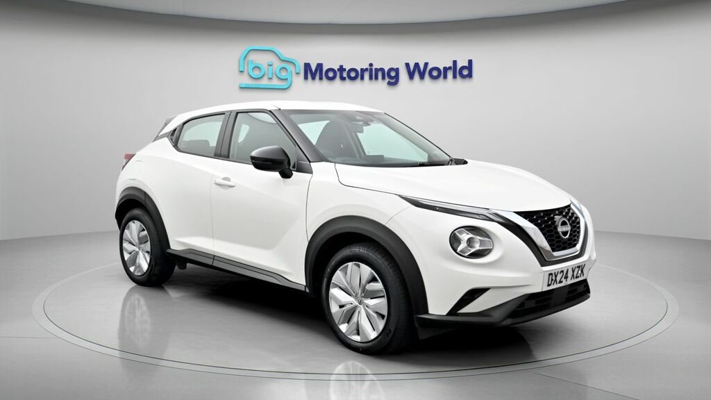 Nissan Juke Acenta White