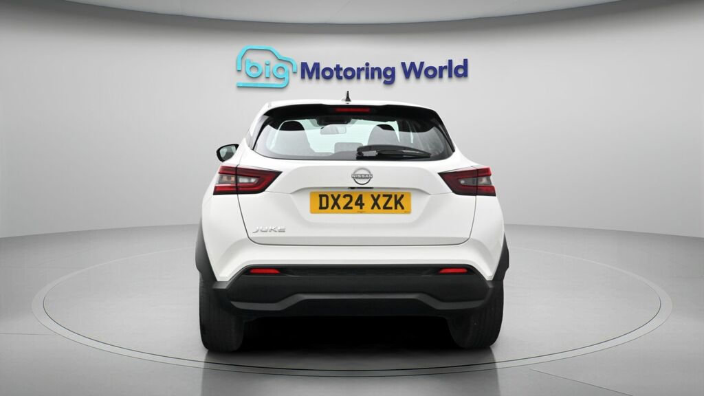 Nissan Juke Acenta DX24XZK White #6