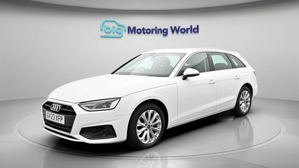 Audi A4 Avant Technik GV23XFP White #3