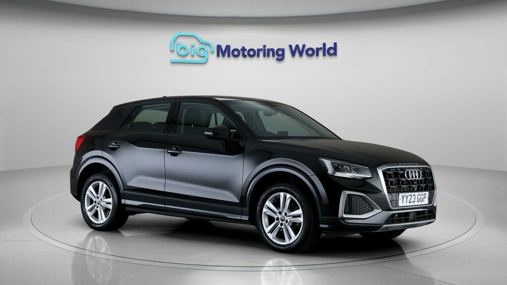Audi Q2 Sport Black