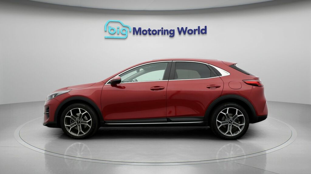 Kia Xceed 3 ML22VLT Red #4