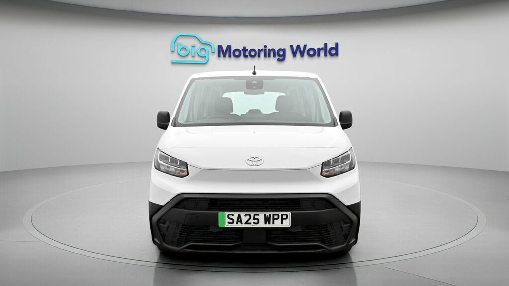 Toyota Proace City Icon SA25WPP White #2