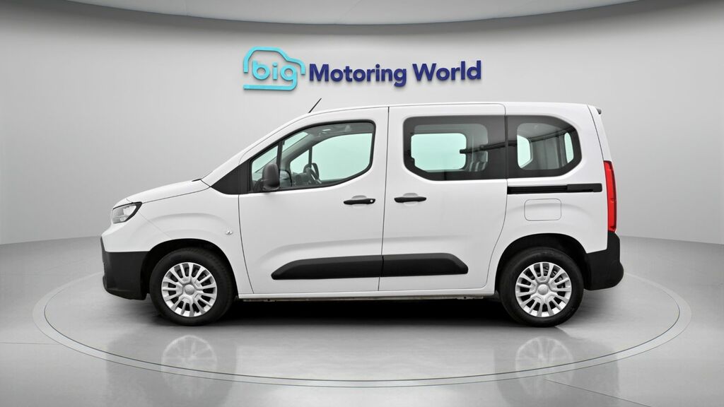 Toyota Proace City Icon SA25WPP White #4