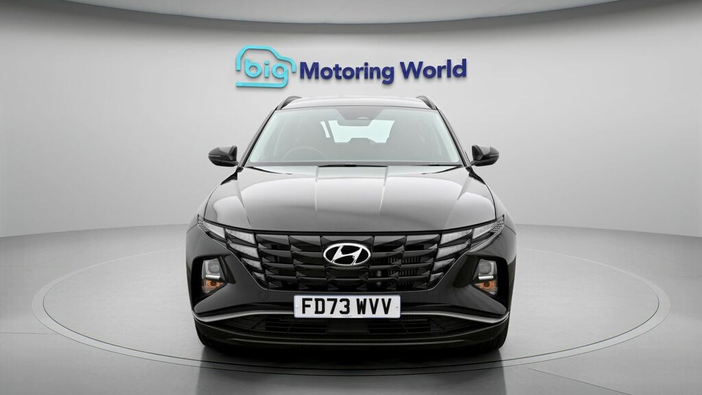 Hyundai Tucson Se Connect Black #2