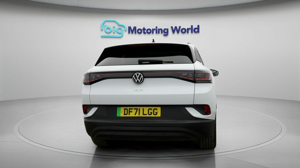 Volkswagen ID.4 Family White #6
