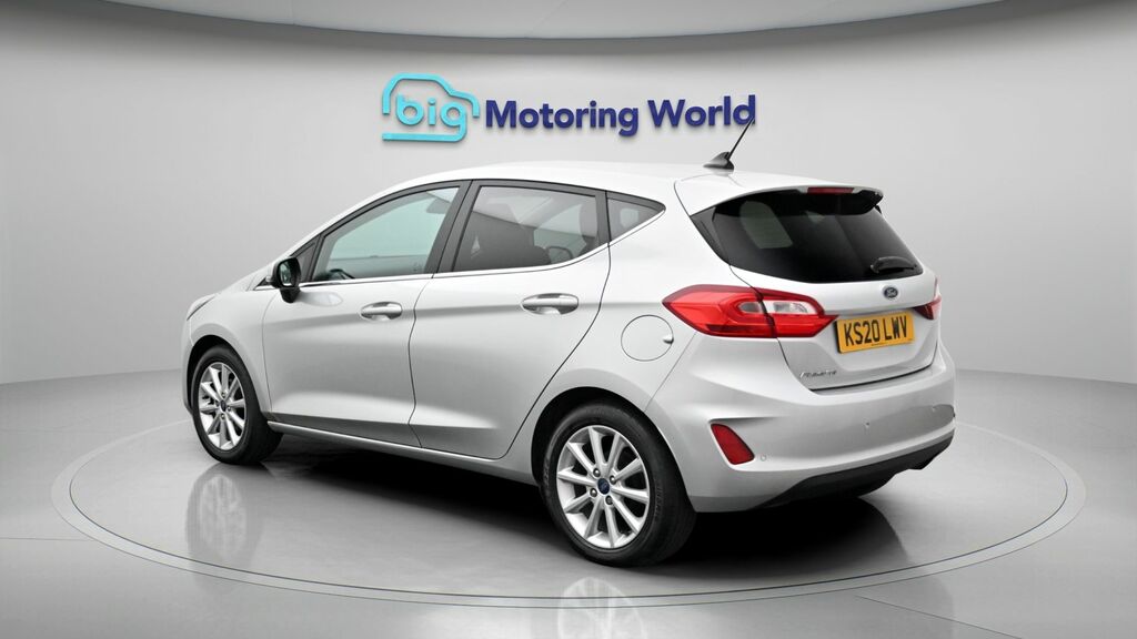 Ford Fiesta Titanium Silver #5
