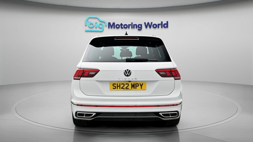 Volkswagen Tiguan R-line SH22MPY White #6