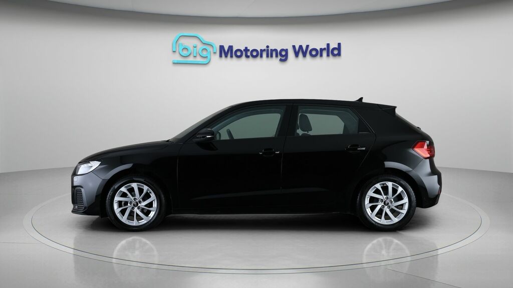 Audi A1 Sport Black #4