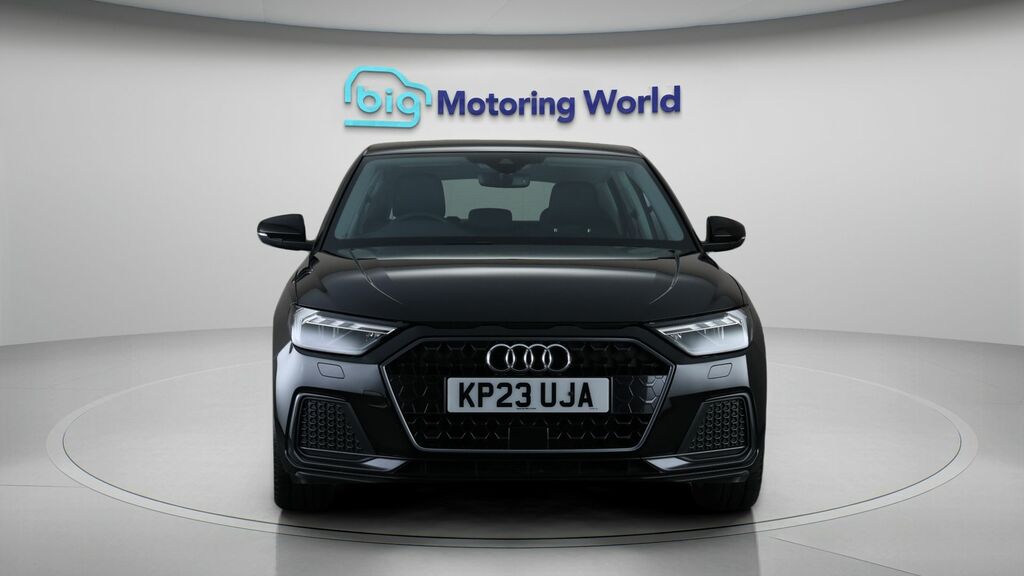 Audi A1 Sport Black #2