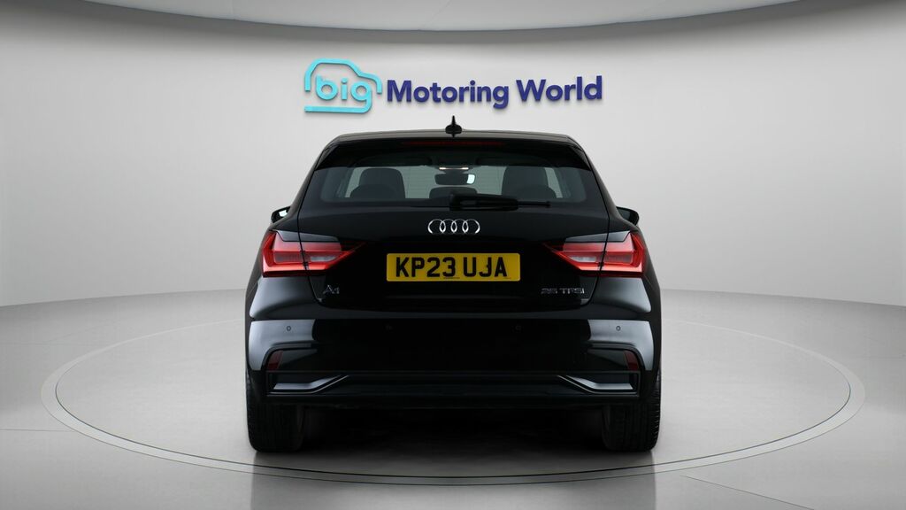 Audi A1 Sport Black #6
