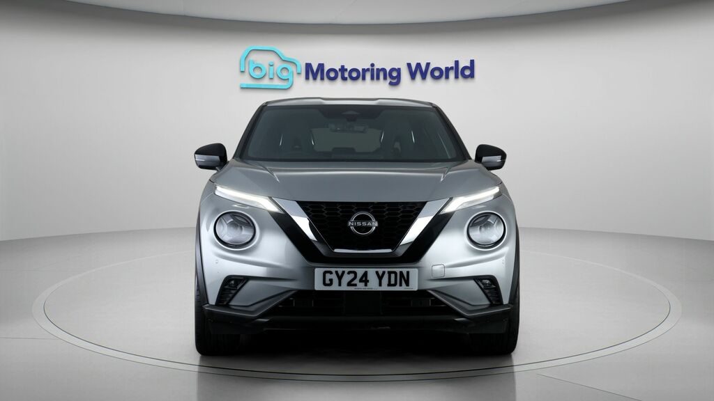 Nissan Juke Tekna Silver #2
