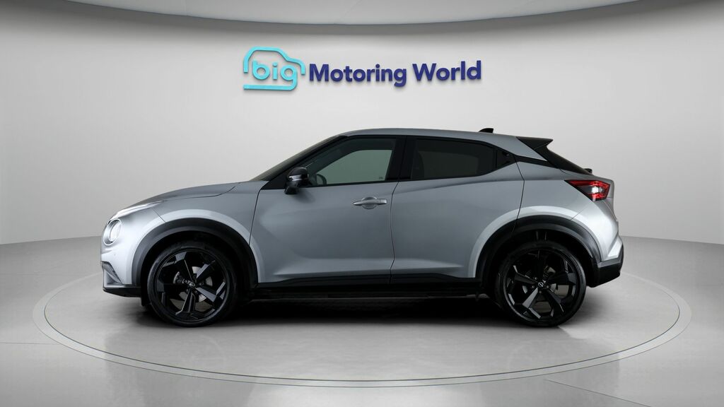 Nissan Juke Tekna Silver #4