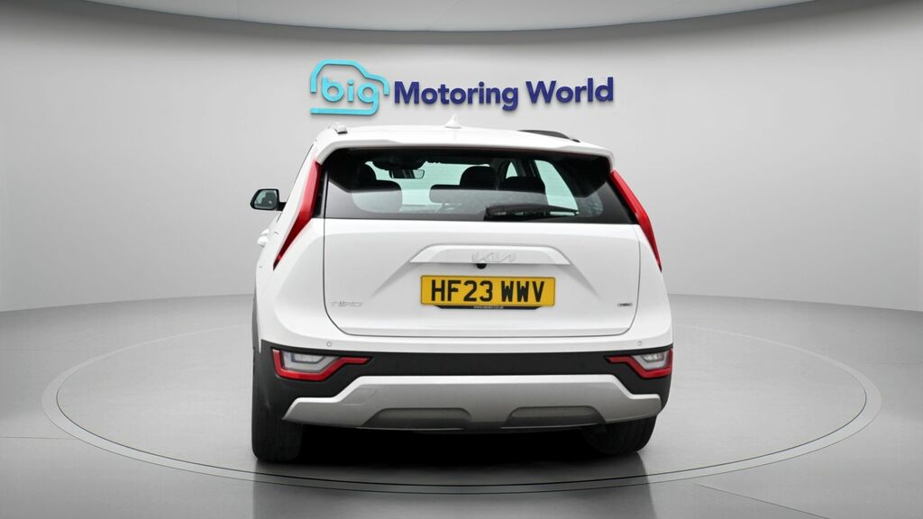 Kia Niro 2 White #6