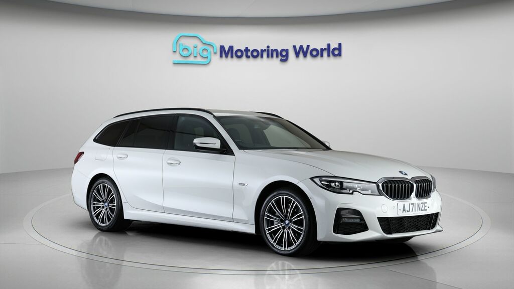 BMW 3 Series M Sport White